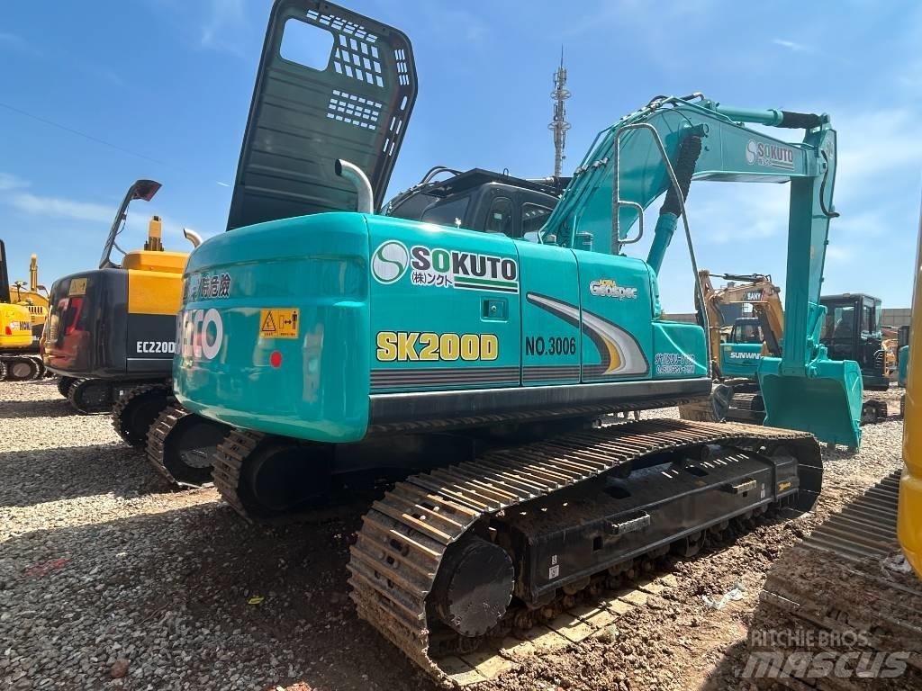 Kobelco SK 200D Midi-gravemaskiner 7t - 12t