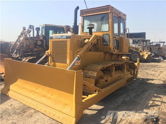 CAT D 6 D Bulldozer på larvebånd