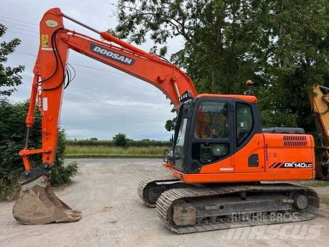 Doosan DX 140 LC Gravemaskiner på larvebånd