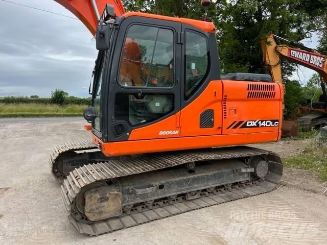 Doosan DX 140 LC Gravemaskiner på larvebånd
