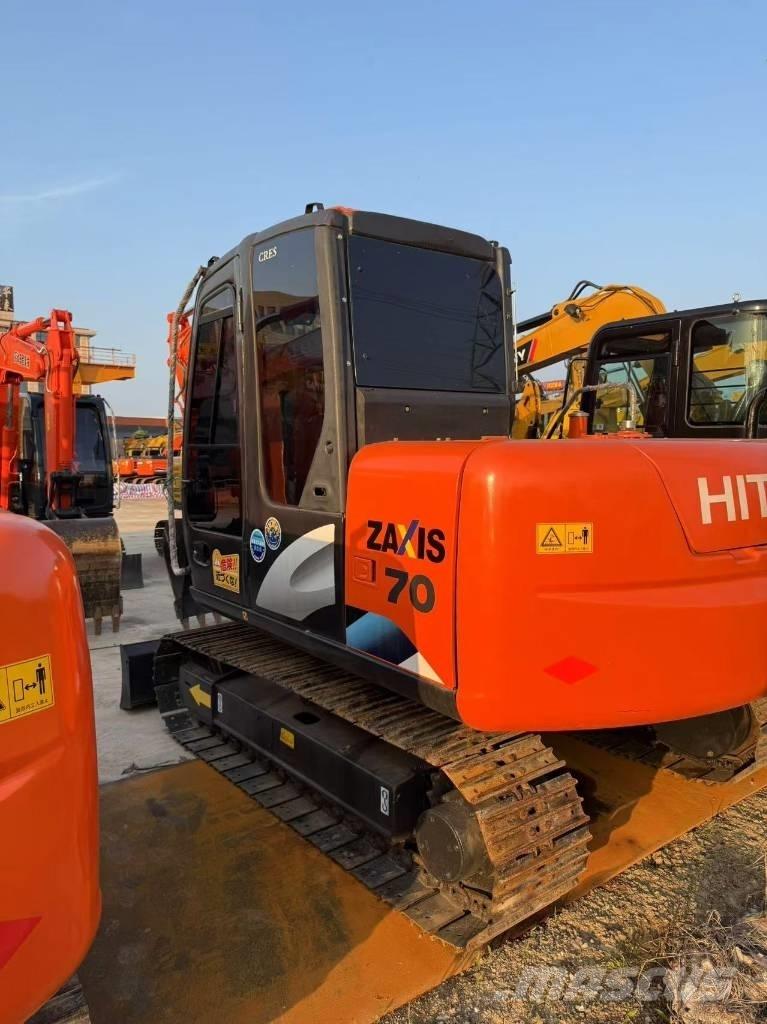 Hitachi Zaxis 70 Gravemaskiner på larvebånd