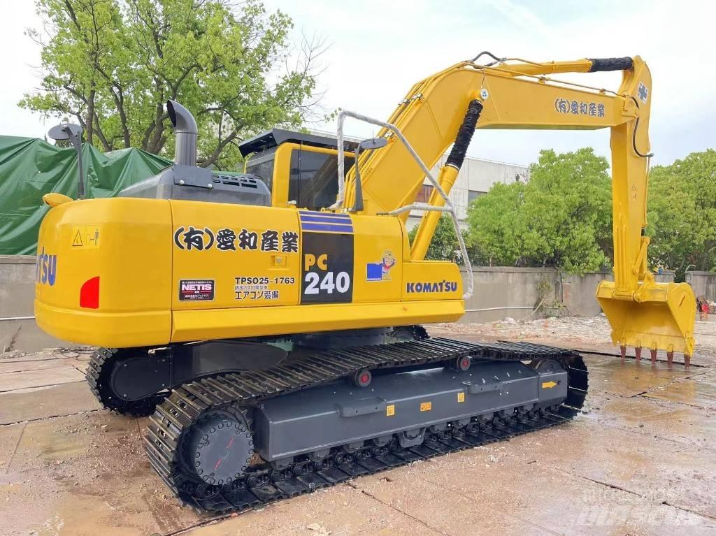 Komatsu PC 240LC-8 Gravemaskiner på larvebånd
