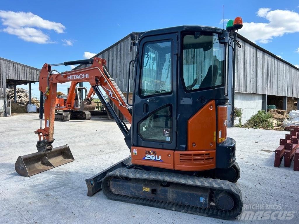 Hitachi ZX 26 U-6 Minigravemaskiner