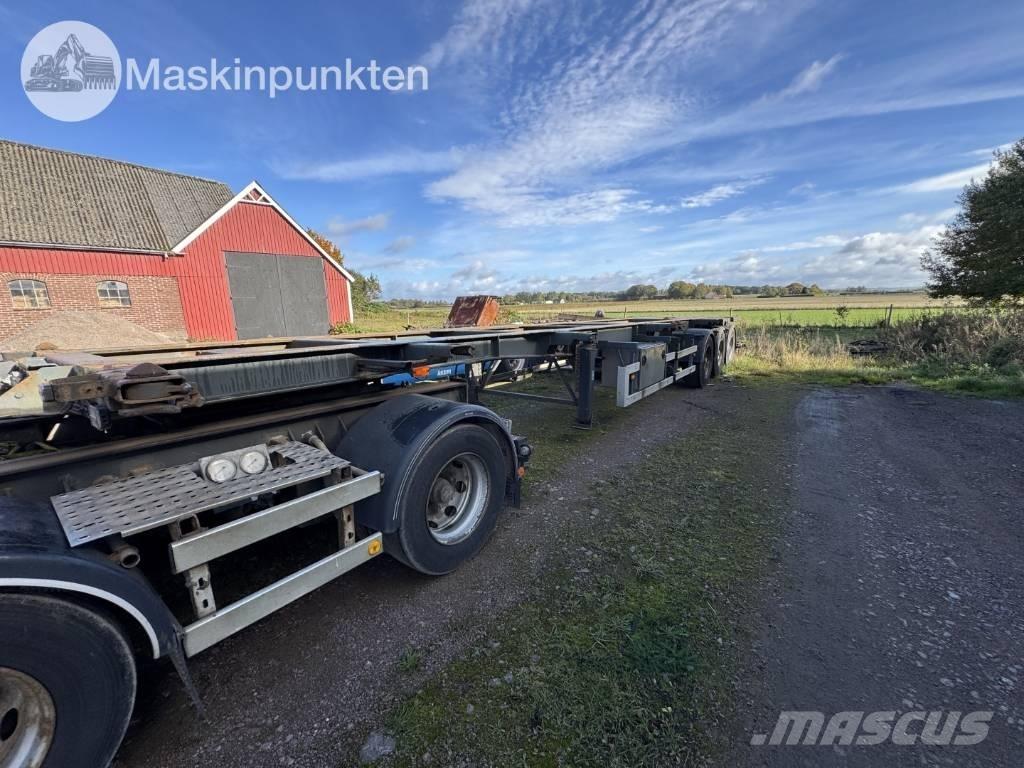 Sommer SW 24 Semi-trailer med containerramme