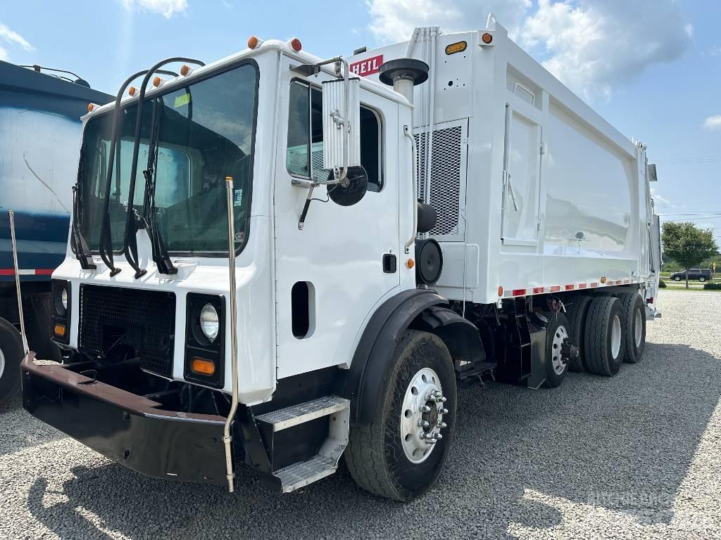 Mack MR Renovationslastbiler
