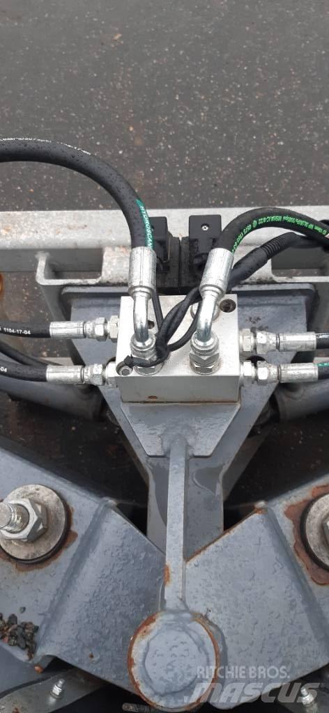 Siringe T1700 Sneskovle og -plove