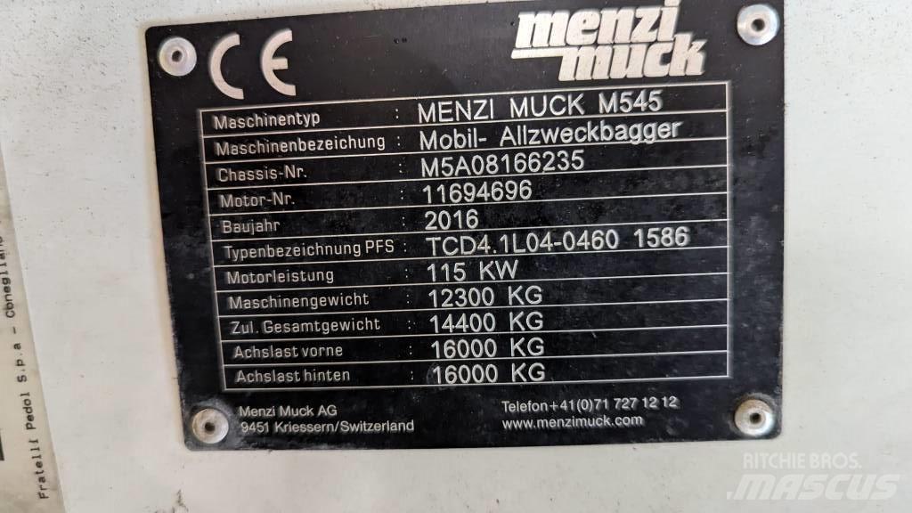 Menzi Muck M545 Gravemaskiner på hjul