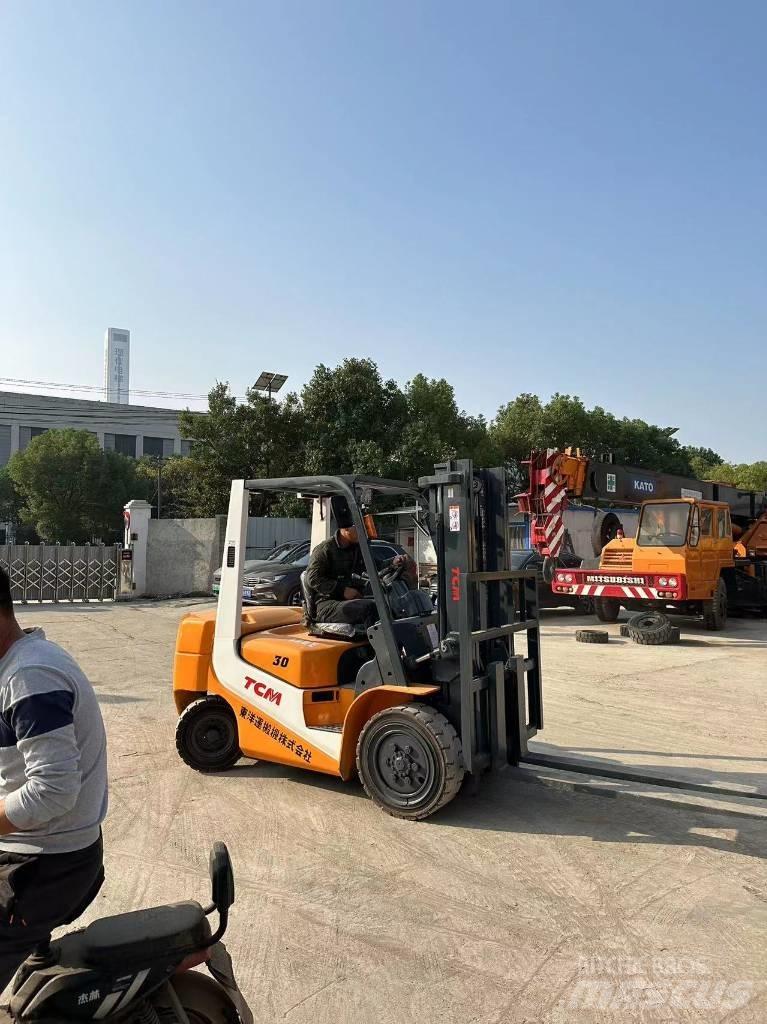 TCM FD30T6 Diesel gaffeltrucks