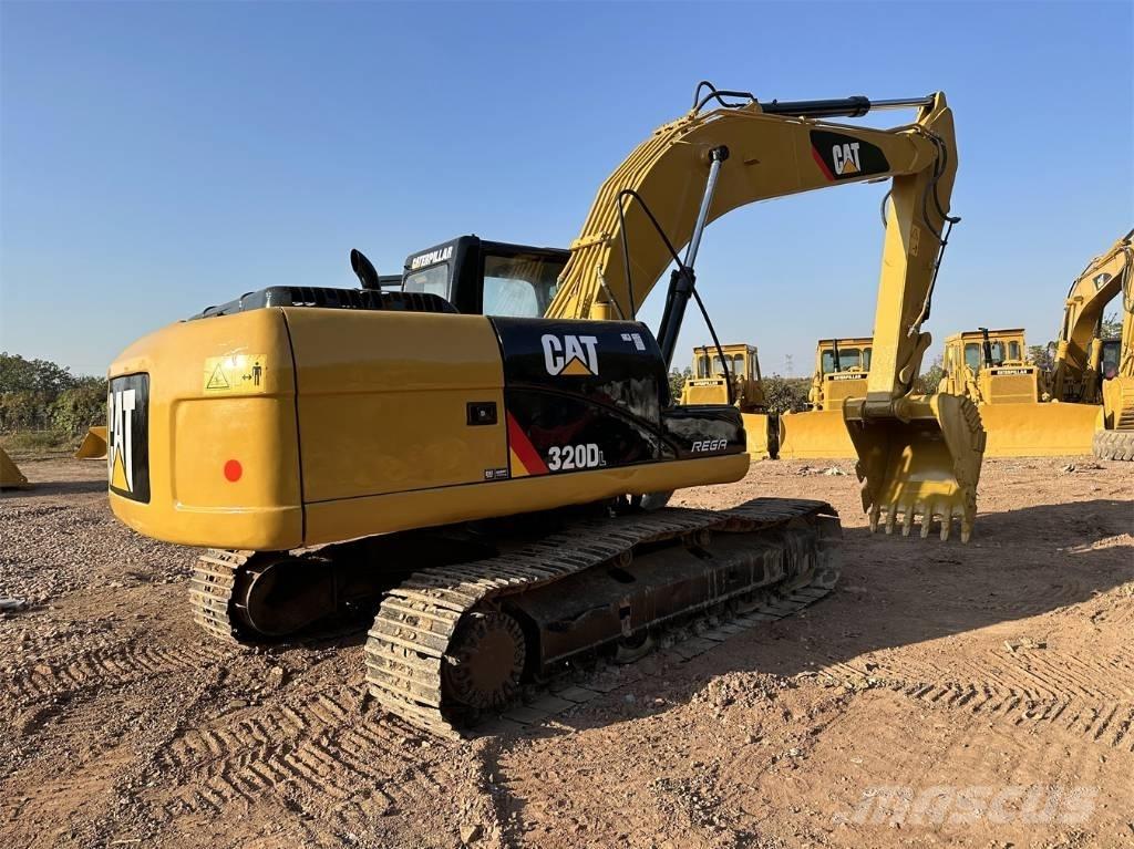 CAT 320D Gravemaskiner på larvebånd