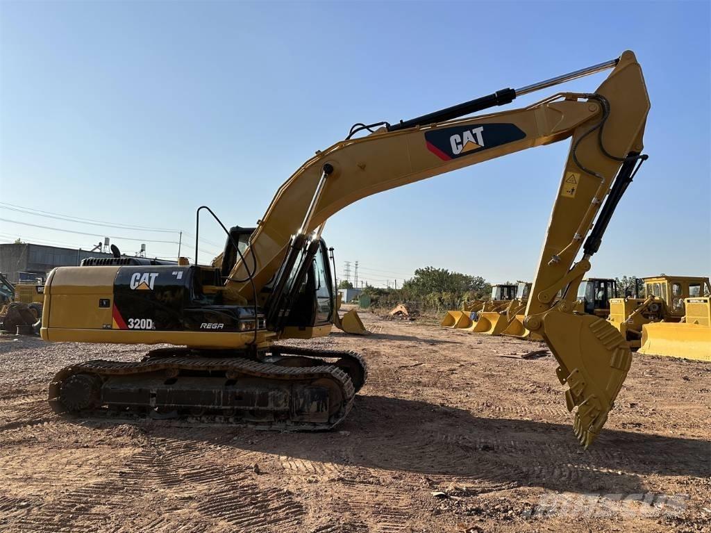 CAT 320D Gravemaskiner på larvebånd