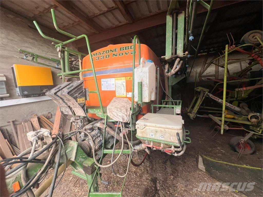 Amazone S330 Nova Trailersprøjter