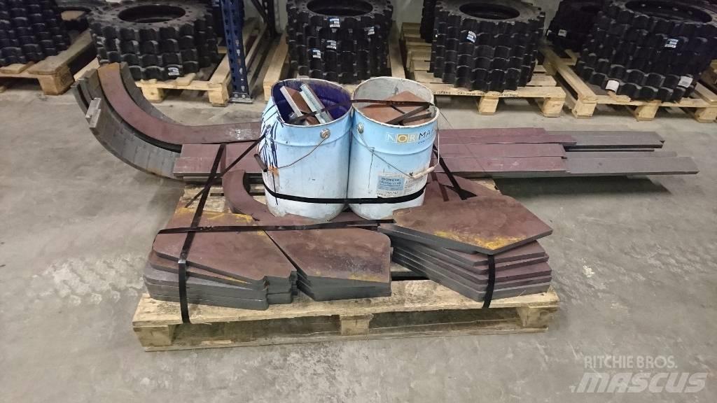 New Holland Varaosat Gravemaskiner på larvebånd