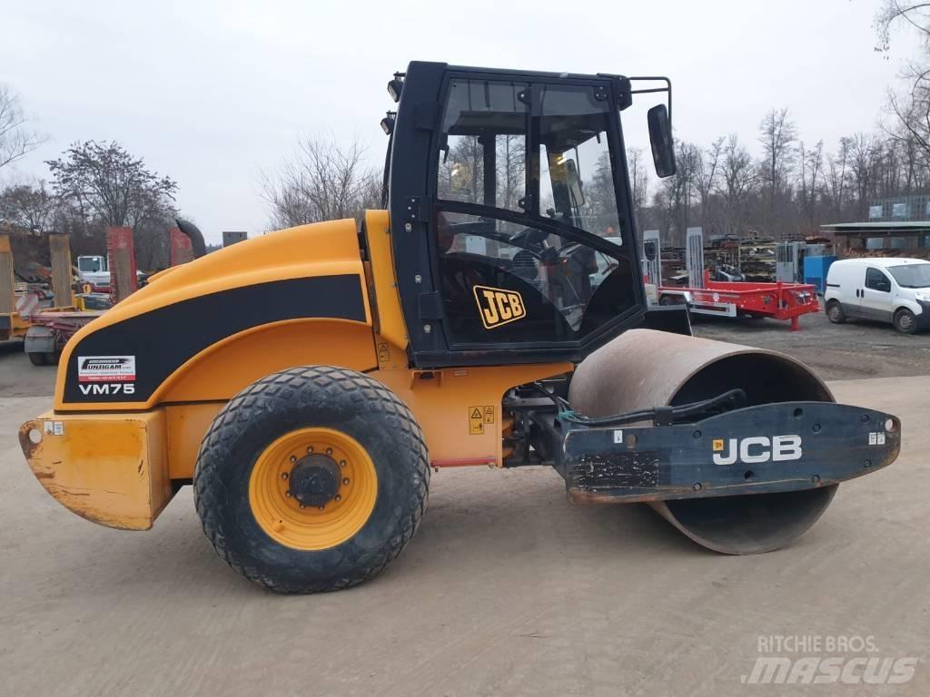JCB VM 75 D Enkelt tromle