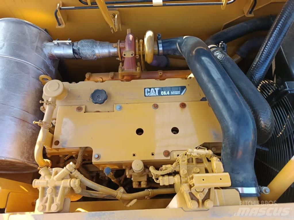 CAT CAT320DL Midi-gravemaskiner 7t - 12t