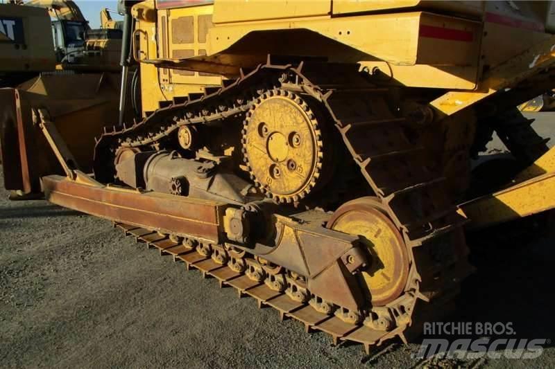 CAT D6R Bulldozer på larvebånd