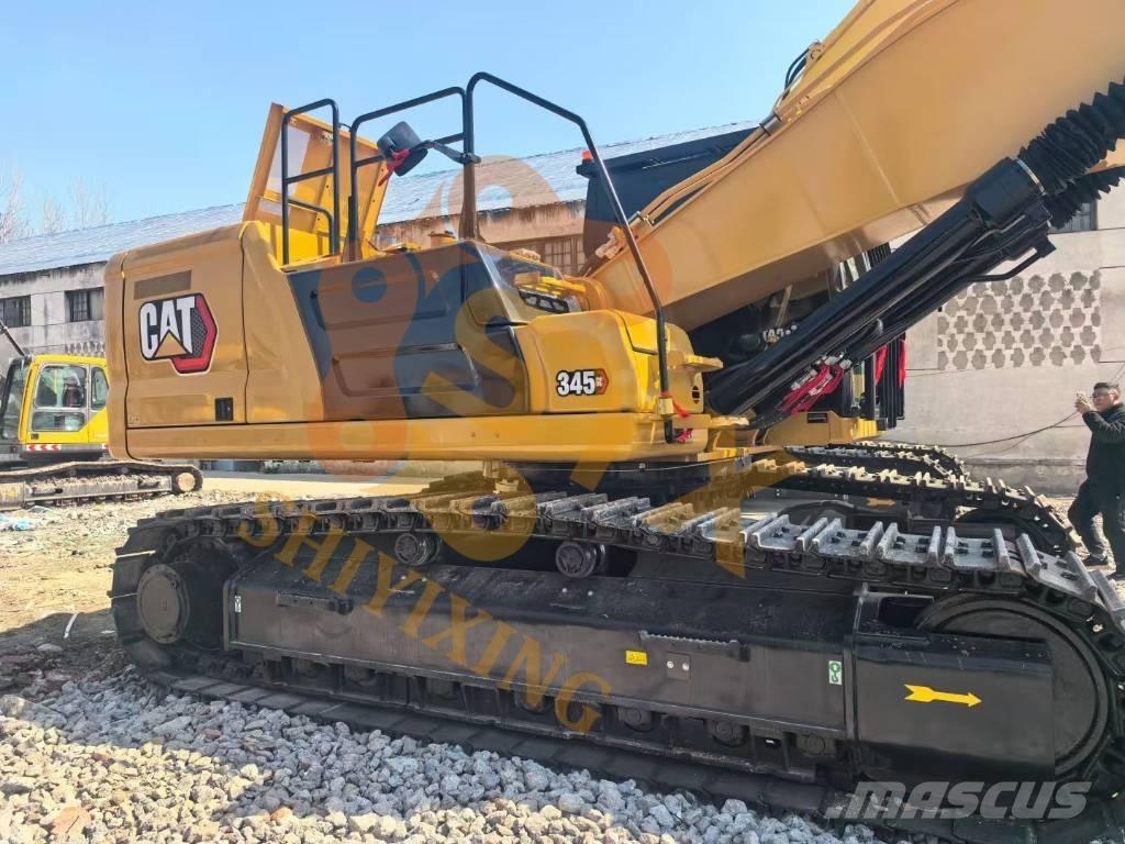 CAT 323 D Gravemaskiner på larvebånd