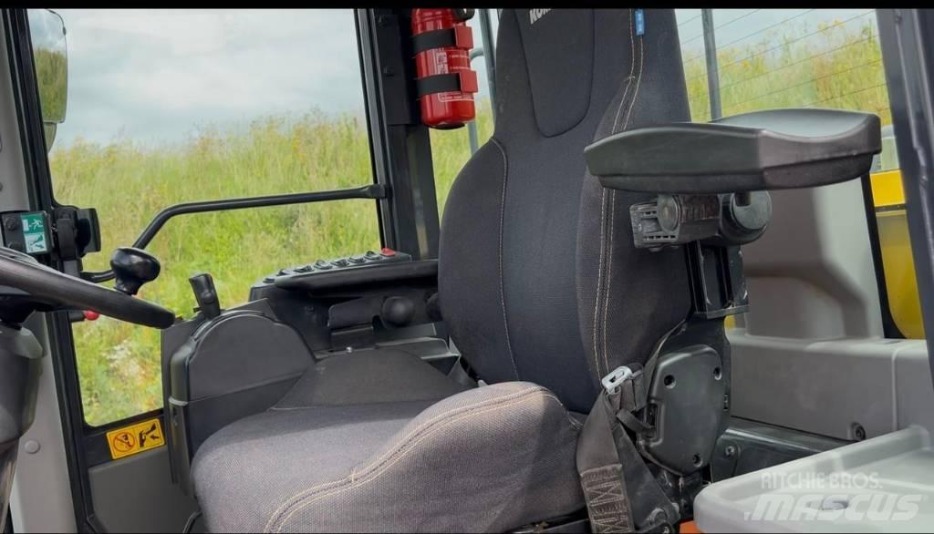 Komatsu WA470-8 Læssemaskiner på hjul