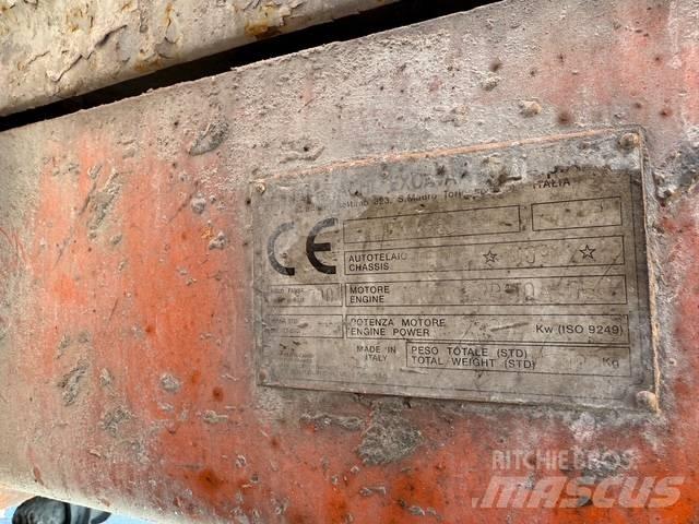 Hitachi EX 455 LC Gravemaskiner på larvebånd