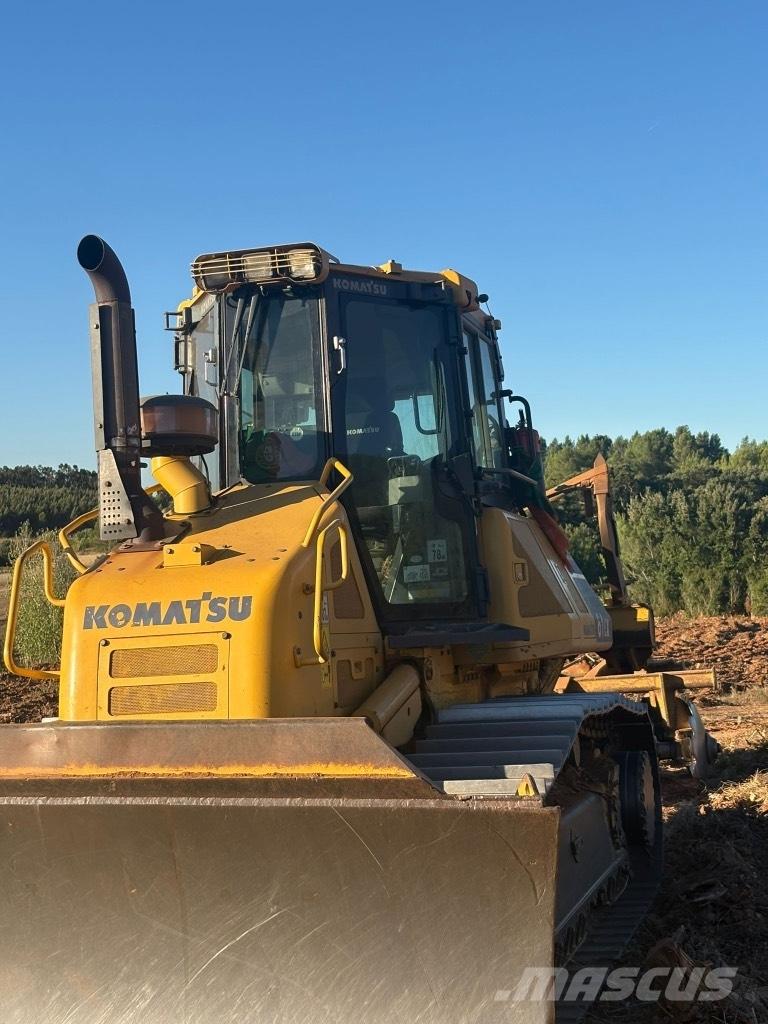Komatsu D 61 EX-23 Bulldozer på larvebånd