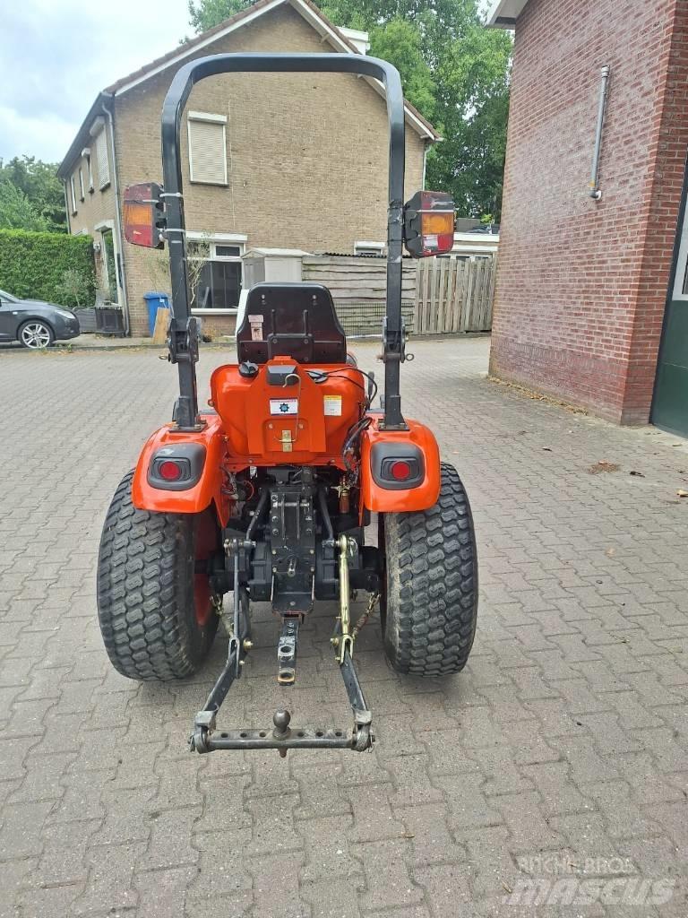 Kioti CK2810 HST Traktorer