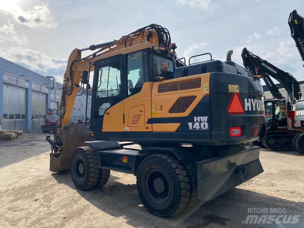 Hyundai HW140W Gravemaskiner på hjul