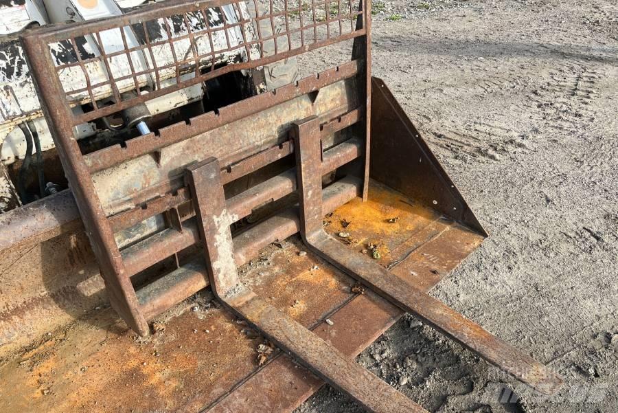 Bobcat A 220 Minilæsser - skridstyret