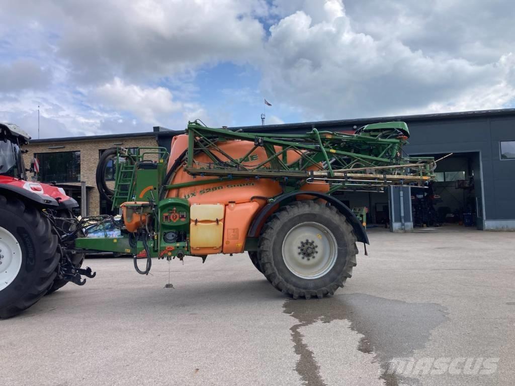 Amazone UX 5200 , 24 M Trailersprøjter