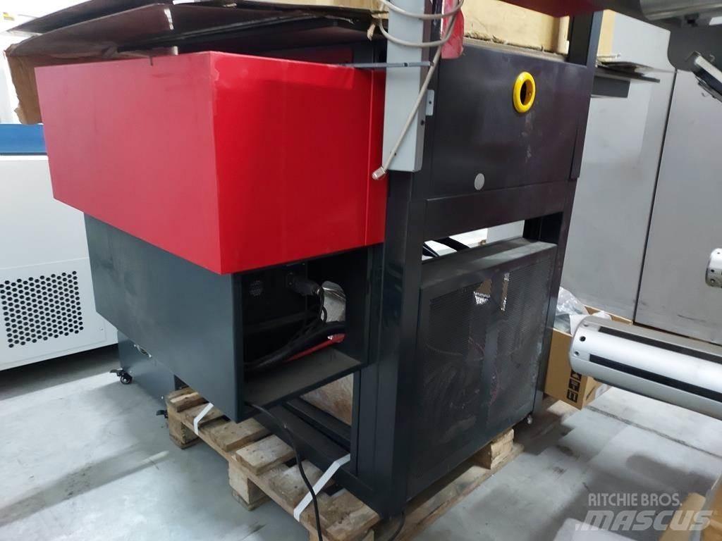 Xeikon 3030 plus Entreprenør - Andet