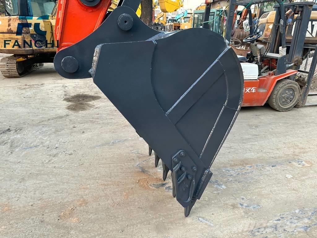 Doosan DX 225 LC Gravemaskiner på larvebånd