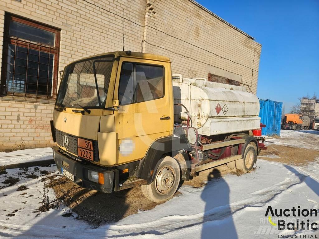 Mercedes-Benz 814 Tankbiler