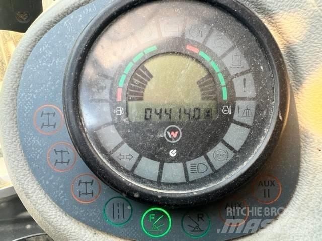 Neuson 9503 Gravemaskiner på hjul
