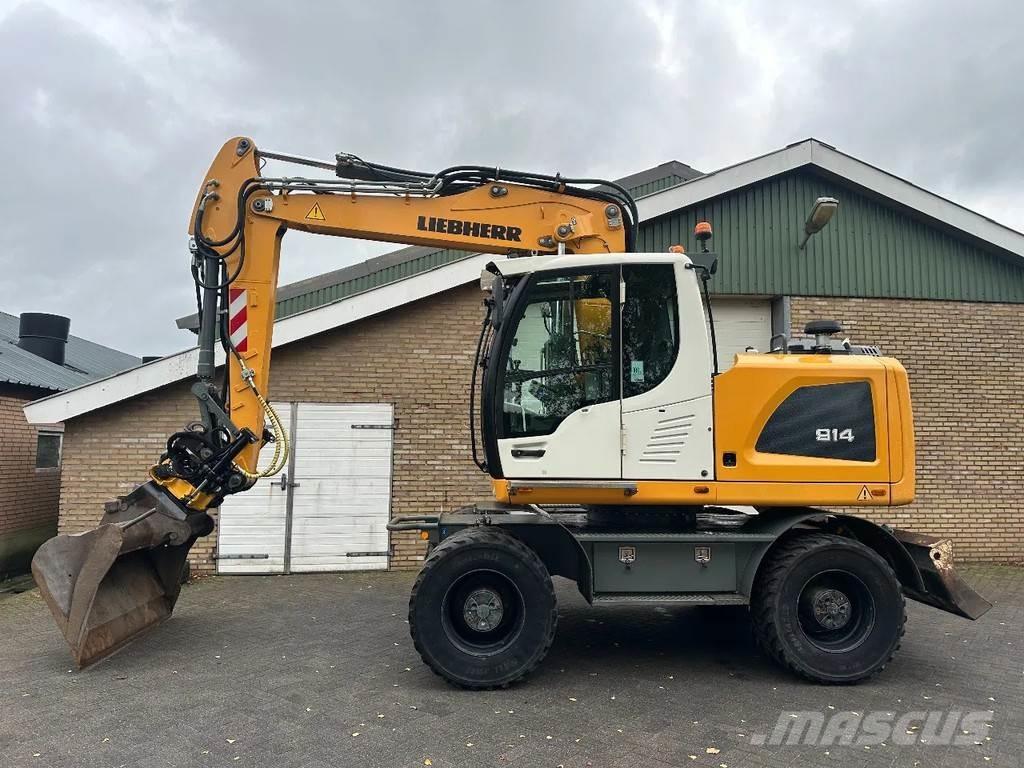 Liebherr A914 Gravemaskiner på hjul