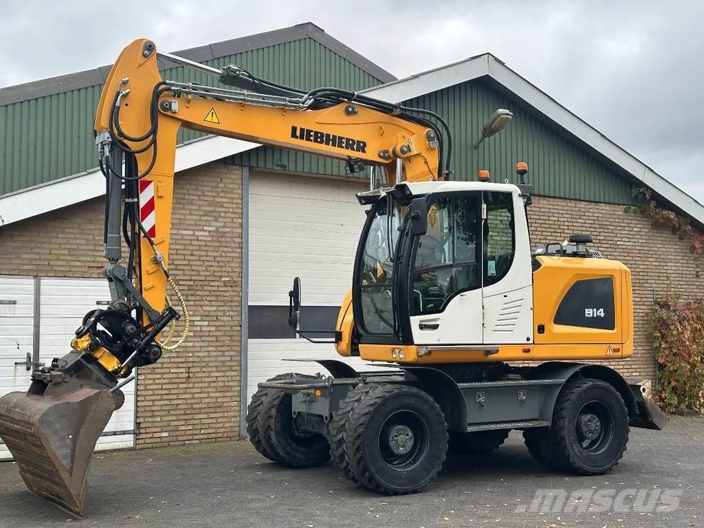 Liebherr A914 Gravemaskiner på hjul