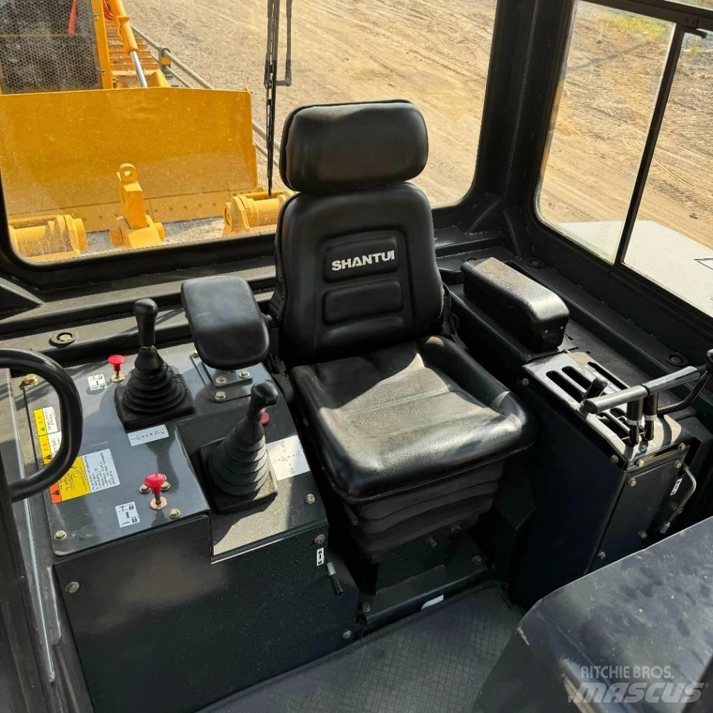 Shantui SD 22 Bulldozer på larvebånd