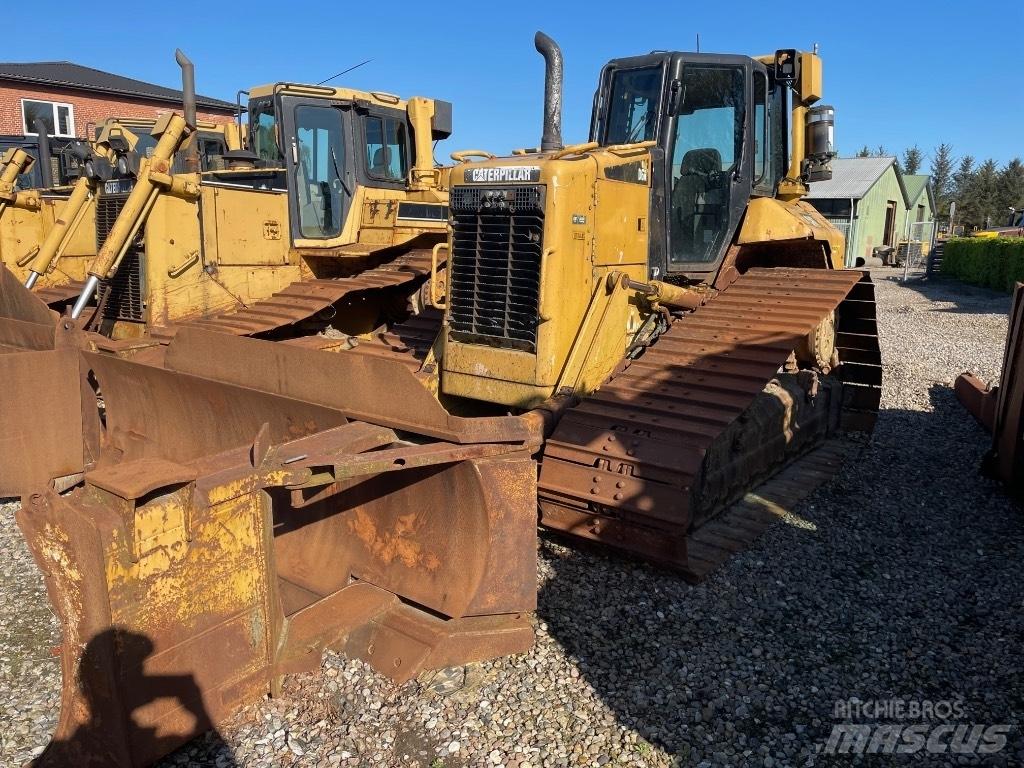 CAT D6N Bulldozer på larvebånd