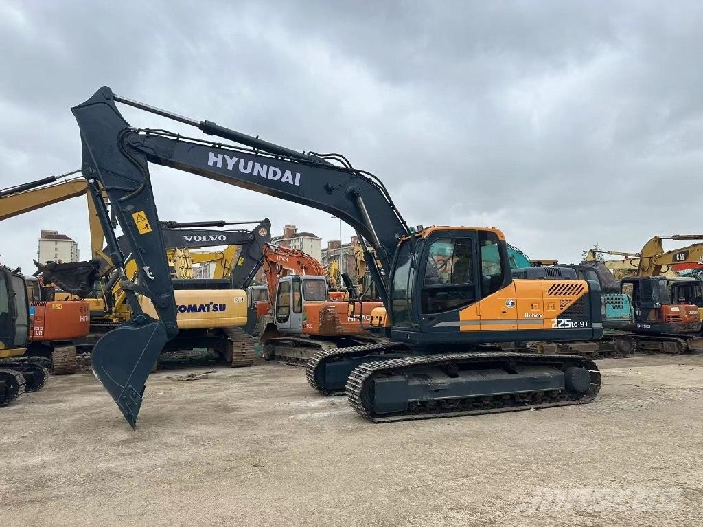 Hyundai 225 LC-9T Gravemaskiner på larvebånd