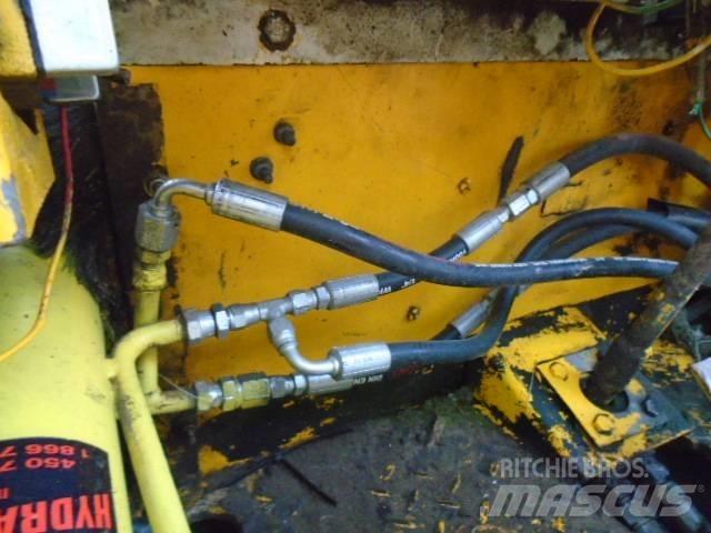 JCB 930-4 Bomlifte med knækarm