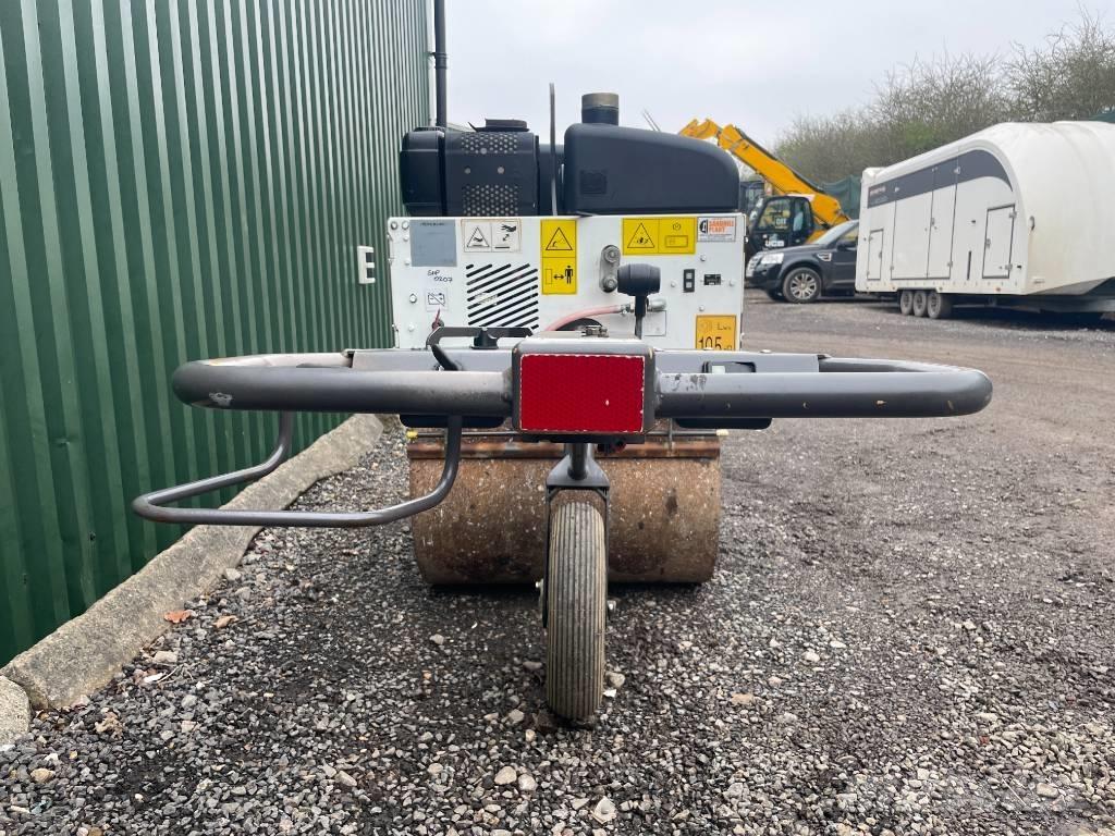 Mecalac MBR 71 Enkelt tromle