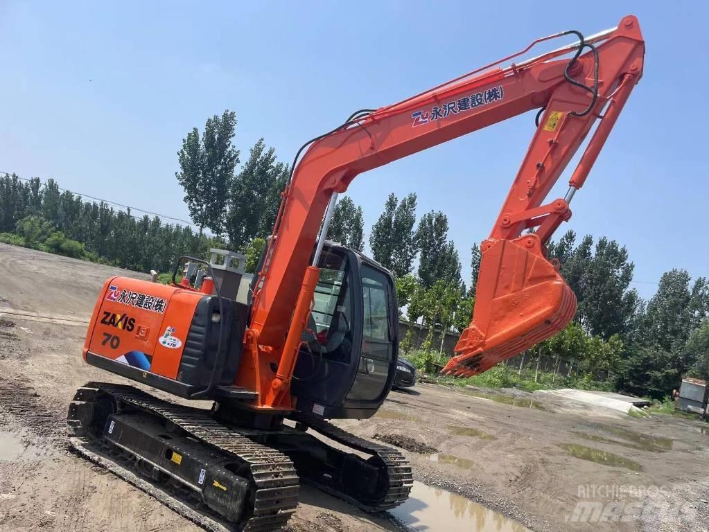 Hitachi ZX70 Gravemaskiner på larvebånd