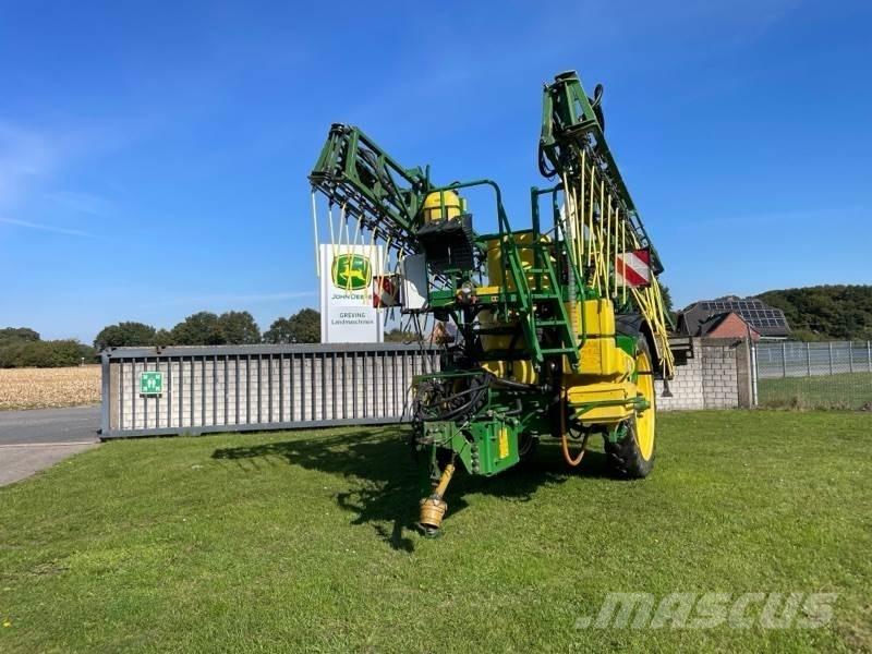 John Deere 824 Trailersprøjter