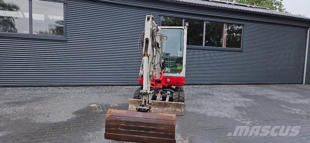 Takeuchi TB228 Minigravemaskiner