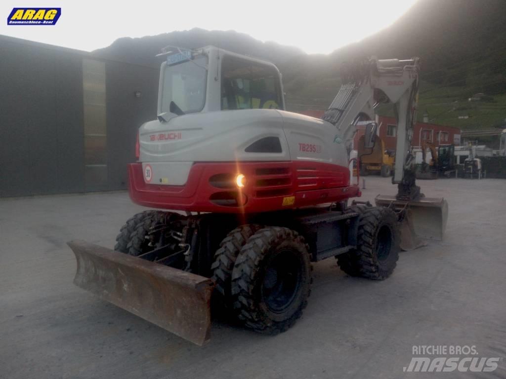 Takeuchi TB 295 W Gravemaskiner på hjul