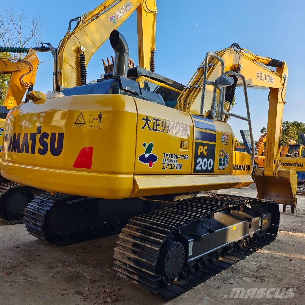 Komatsu PC 200-8 Gravemaskiner på larvebånd