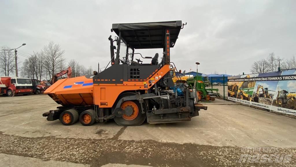 ABG 6870 Asfaltudlæggere