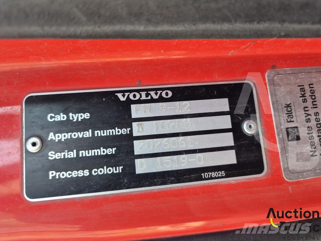 Volvo FM9 Lastbiler med tip