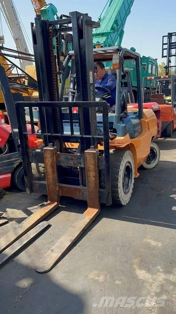 Toyota 5 ton Diesel gaffeltrucks