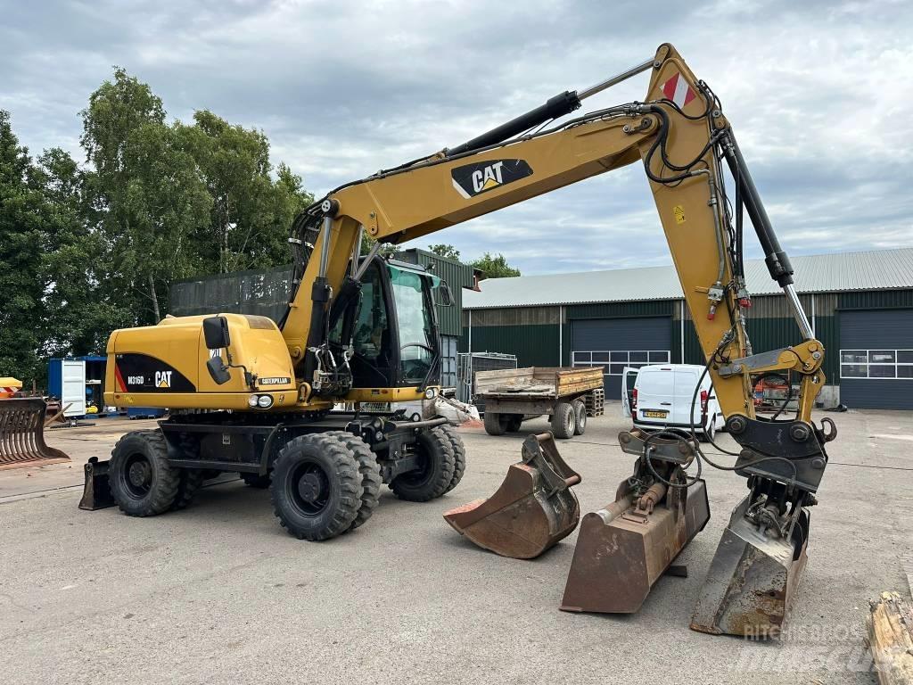 CAT M 316 D Gravemaskiner på hjul