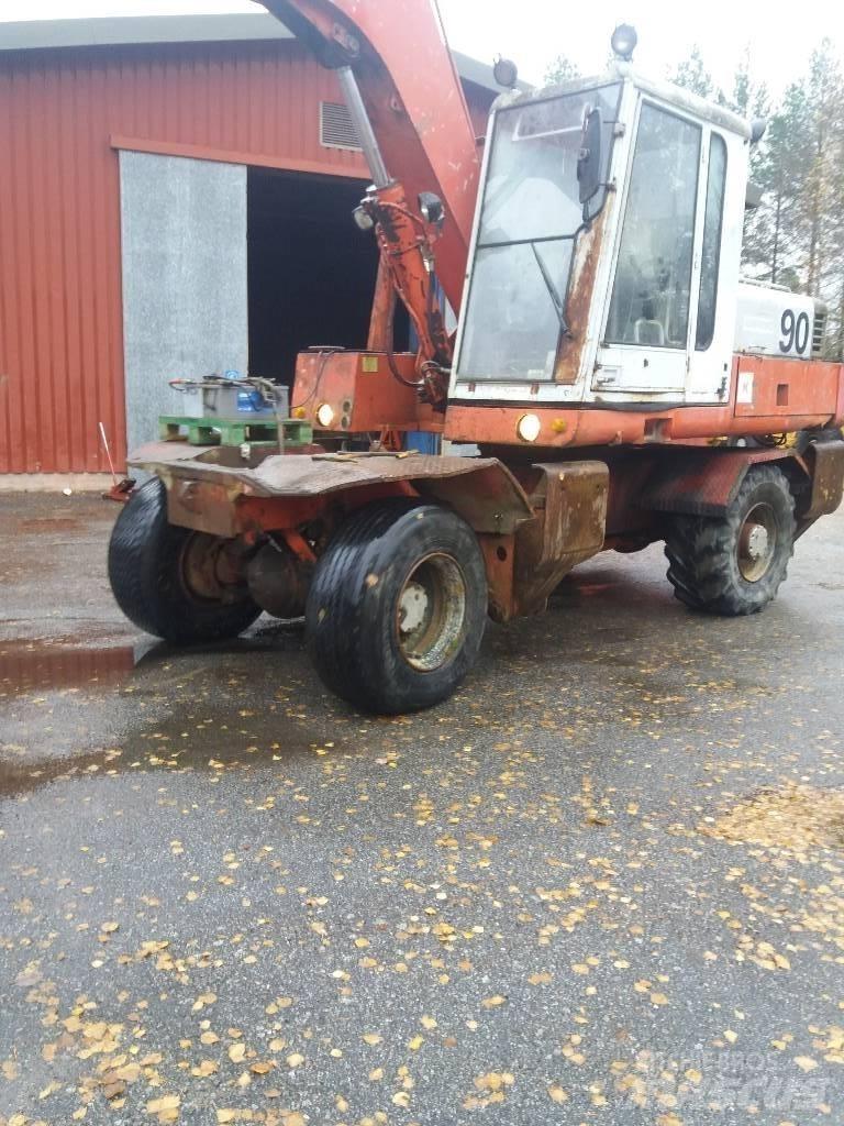 Poclain 90 P Gravemaskiner på hjul