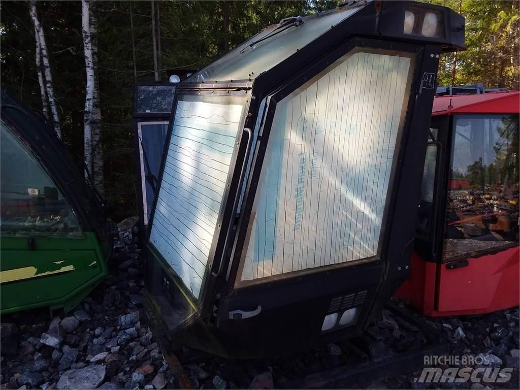 Valmet 901 Kabiner og interiør