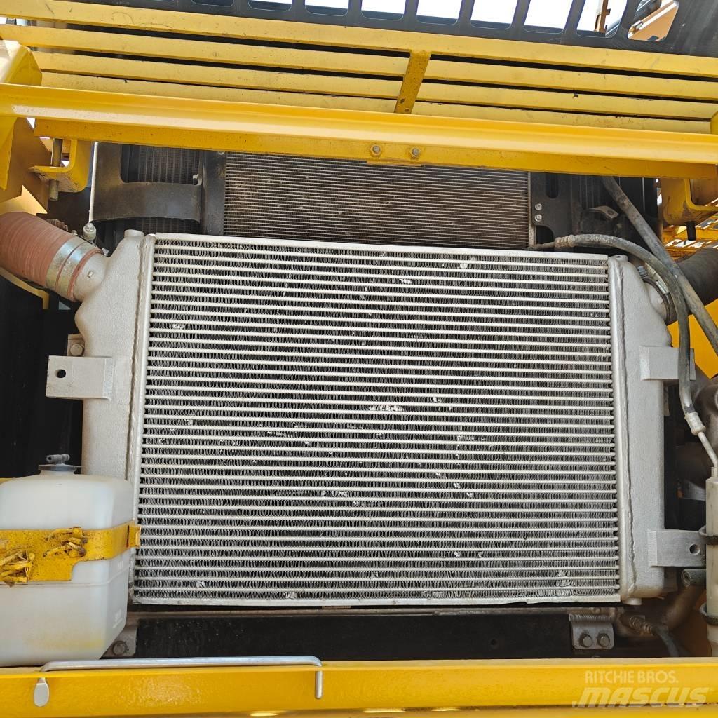 Komatsu 360-7 Gravemaskiner på larvebånd